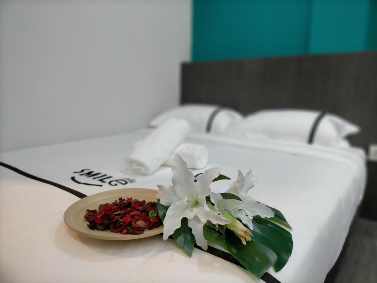 Smile Hotel Petaling Jaya Ss2 Екстер'єр фото